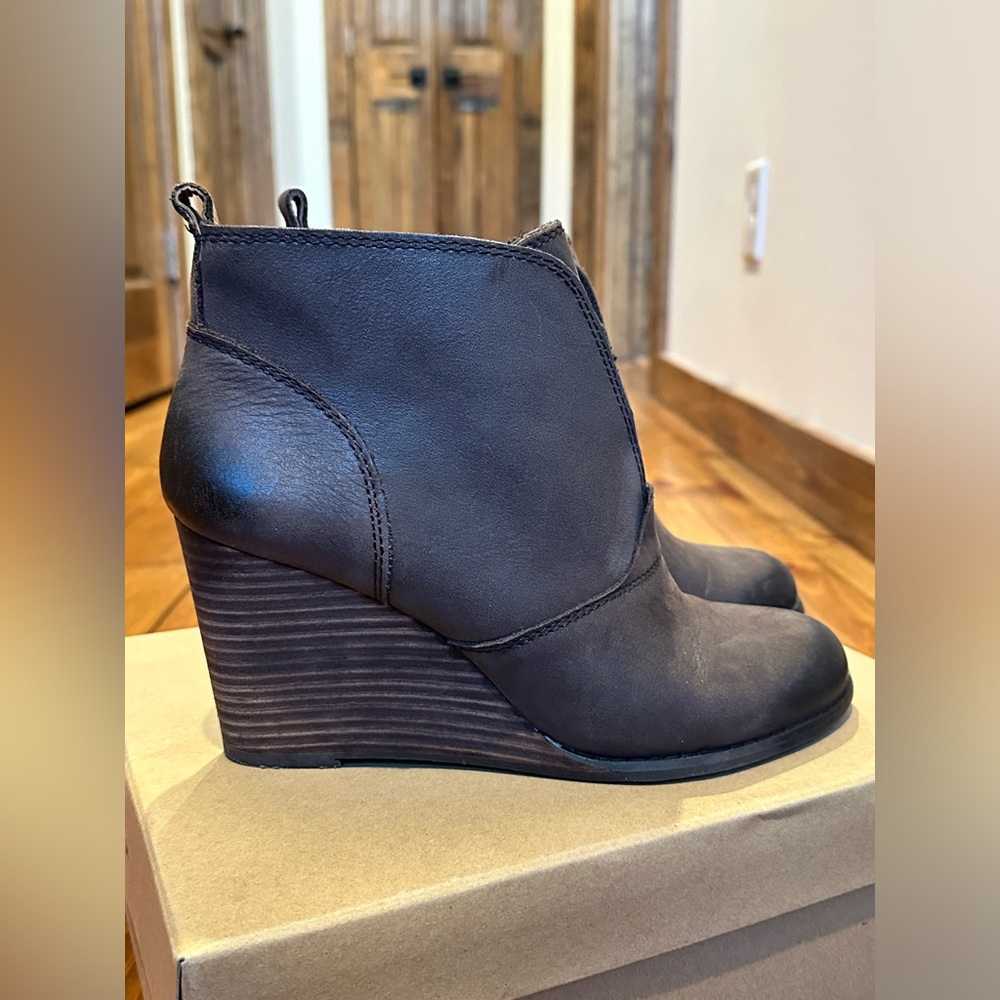 Lucky Brand // Brown Leather Boots